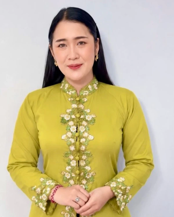 Foto Ida Ayu Sutraningrat, S.Pd